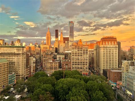 Multimedia Plus Office Photos