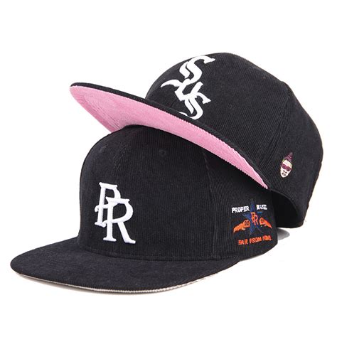 Hat Collection 的图像结果