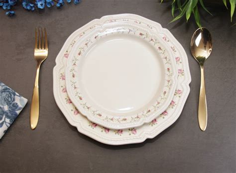 'Rosebud' Ceramic Dinner Plate – Peppy Little Things
