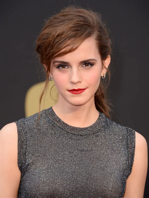 Emma Watson biography, net worth, boyfriend, age, height 2026 | Zoomboola