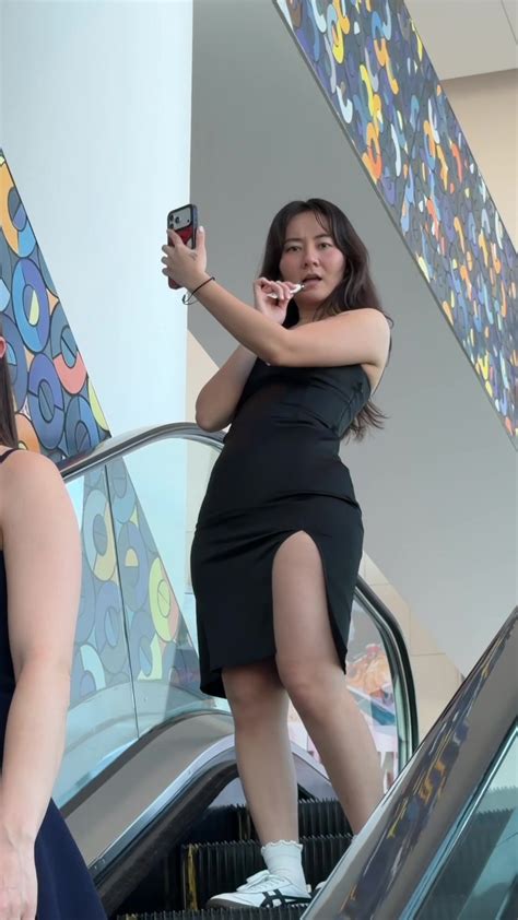 Alana Cho (@alanachoofficial) - Urlebird