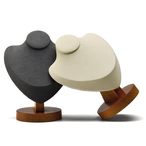 Necklace Display 的图像结果