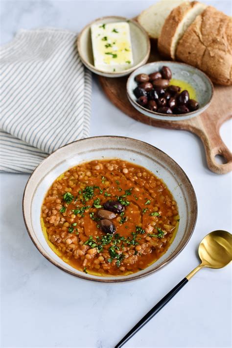 Best Greek Lentil Soup Recipe - Fakes - Mediterranean Savor