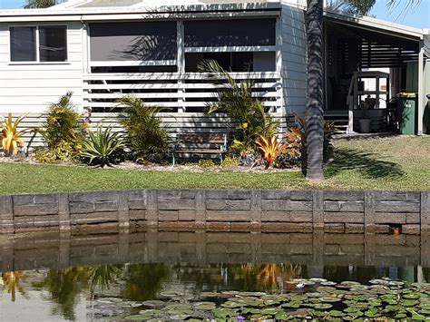 Paradise Lake Resort