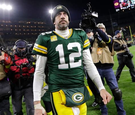 Is Aaron Rodgers gay? When speculation becomes problematic. - Outsports