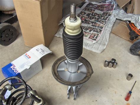 Spring Suppressor for Changing Front Struts 的图像结果