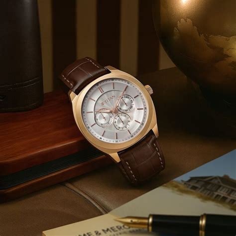 Buy Online Titan Regalia Arc Analog with Day Date Second Subdial and ...