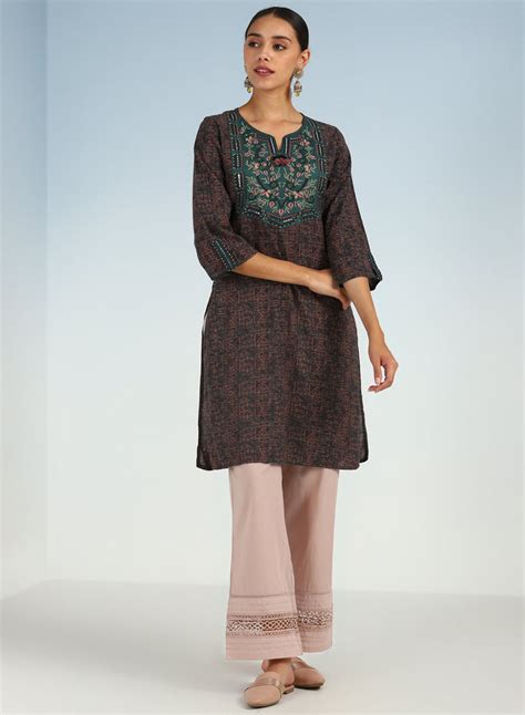Shop Kurtas and Kurtis for Women Online | Lakshita