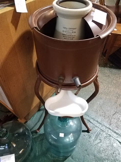 Yellow Garage Antiques