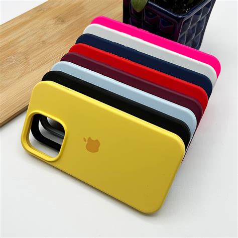 iPhone 15 Series Liquid Silicone Case Cover Neon Pink – FRATO