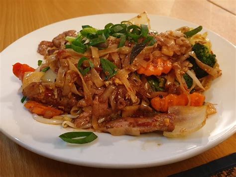 LOM TALAY THAI RESTAURANT, Nambucca Heads - Restaurant Reviews, Phone ...
