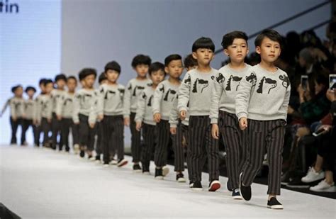 少儿模特应注重素质教育_新时代模特学校 | 新时代中国模特培训基地