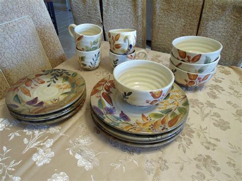 Home Trends Shadowwood Dinnerware Set for 4 - Leaves Autumn ...
