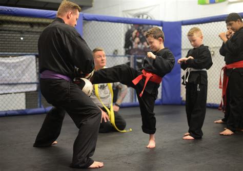 Kids MMA Training 的图像结果