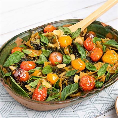 42 Mouthwatering High-Protein Vegan Meals - Hurry The Food Up