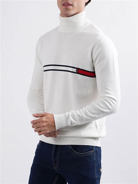Shop Iconic Men White Solid Round Neck Sweater Online – Iconic India