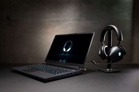Image result for Alienware 17 R5