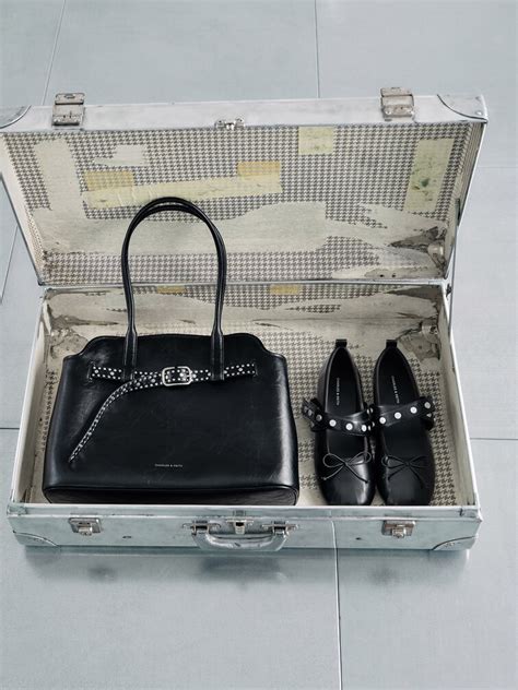 Noir Victoria Studded Belted Trapeze Tote Bag - Noir - CHARLES & KEITH IN