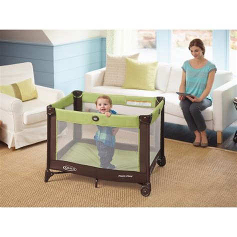 Amazon.com : Graco Pack 'n Play On the Go Travel Playard, Go Green : Baby