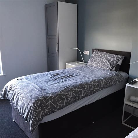 RIVERSIDE INN (Surfleet) - Inn Reviews, Photos, Rate Comparison ...