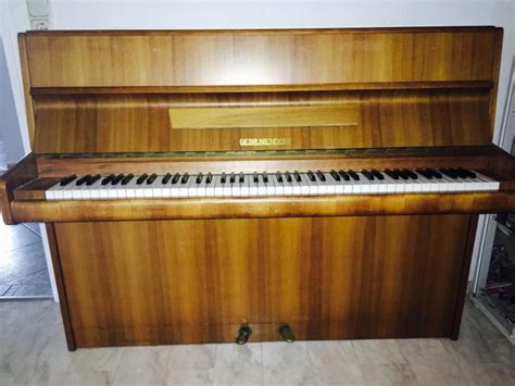 Klavier - No Name kaufen. Verkaufe Gebr.Niendorf Klavier | Pianova