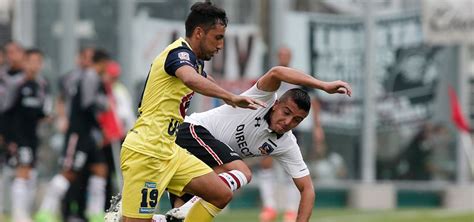 Colo Colo se divide por Fierro - La Tercera
