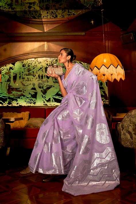 Elora Lavender Pure Silk Weaving Woven Banarasi Designer Saree For ...