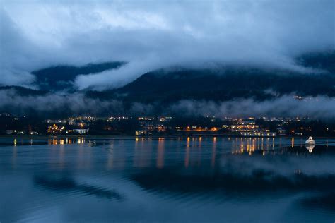 Living in Alaska | Moving to AK - La Vida Nomad