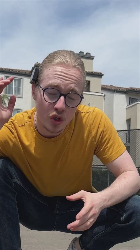 Middle Split Tutorial 的图像结果