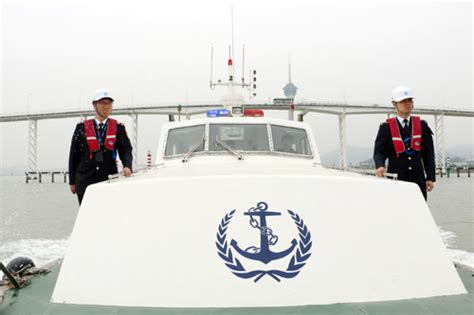 珠海海事局春运直升机立体护航