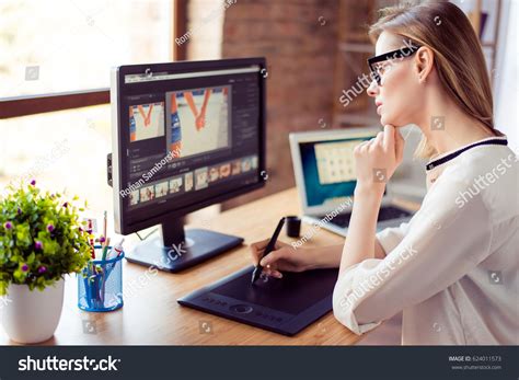 Digital Computer Drawing 的图像结果