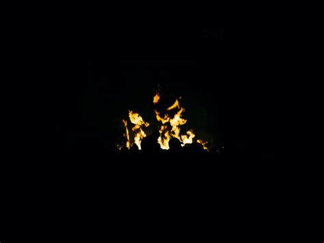 Download wallpaper 800x600 fire, flame, minimalism, black pocket pc ...