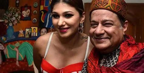 Anup Jalota Breaks Up With Jasleen Matharu In Bigg Boss 12