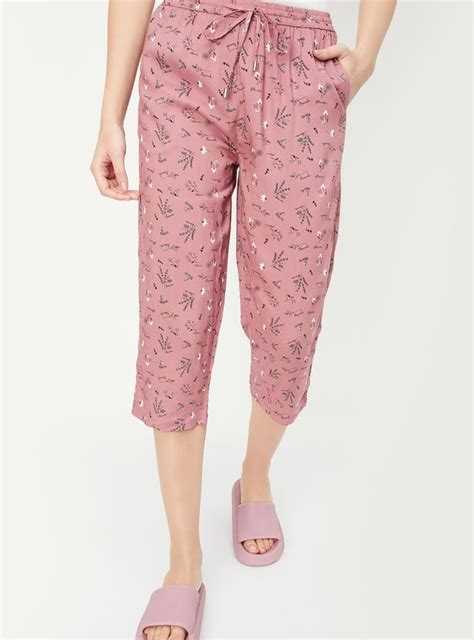 Buy Women Floral Printed Capris Online at just Rs. 499.0 ...