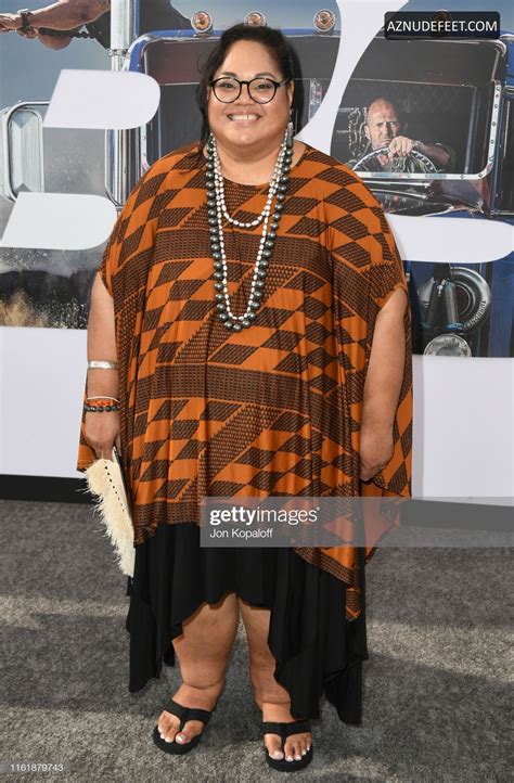 LORI PELENISE TUISANO Feet - AZNudeFeet