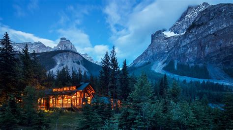Cathedral Mountain Lodge | Field, British Columbia - Frontier Canada