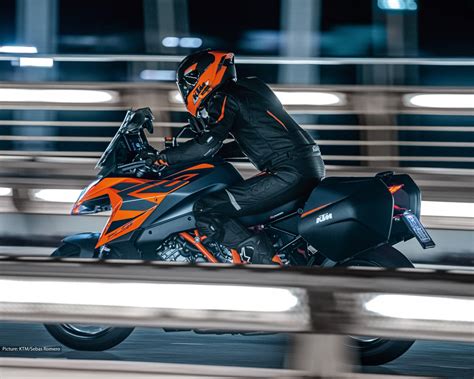 Cardo Packtalk EDGE KTM (PT200020)– Moto Central