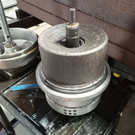 Centrifugal Oil Cleaners - Centrifugal Oil Cleaner Manufacturer from Pune