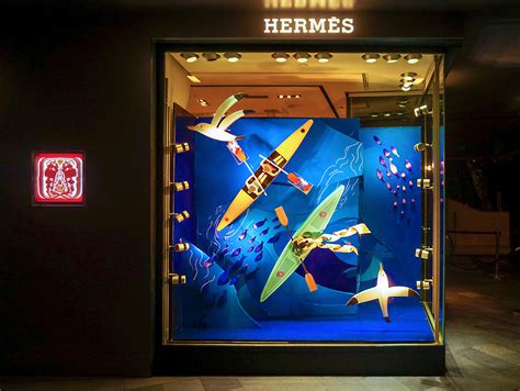 How to Design a Window Display 的图像结果