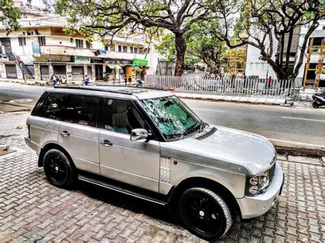 Used Range Rover Vogue that's super luxurious is selling for cheaper ...