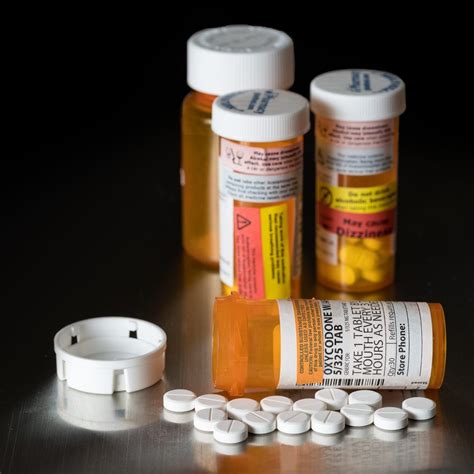 Signs of Percocet Addiction | Clearbrook Centers