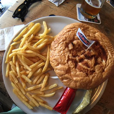 HARLY COFFEE BAR, Innsbruck - Restaurant Reviews, Photos & Phone Number ...