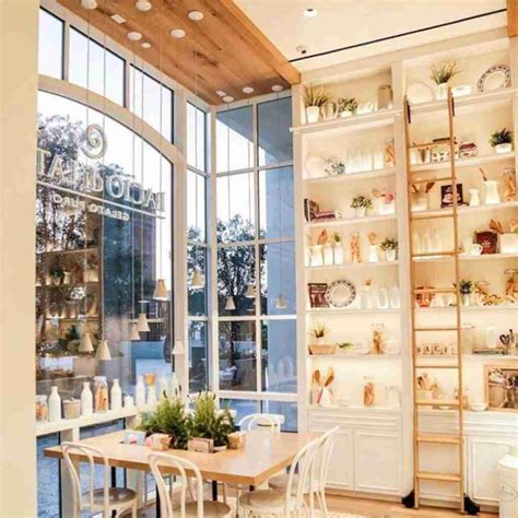 Top 5 Coffee Shops in Century City - Brooksy