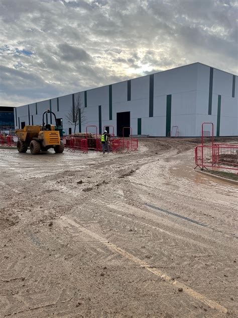 Industrial concrete flooring contractors installing warehouse concrete ...