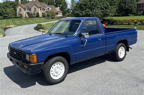 1986 Toyota Pickup for Sale - Cars & Bids