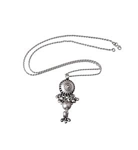 Shyle 925 Sterling Silver Adya Carved Ghughri Drop Chain Necklace, Well ...