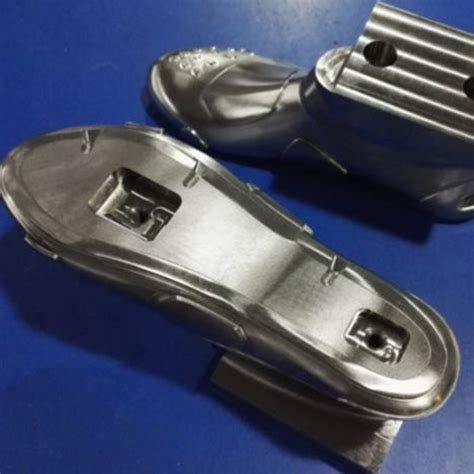 Compression Molding Process Shoe 的图像结果