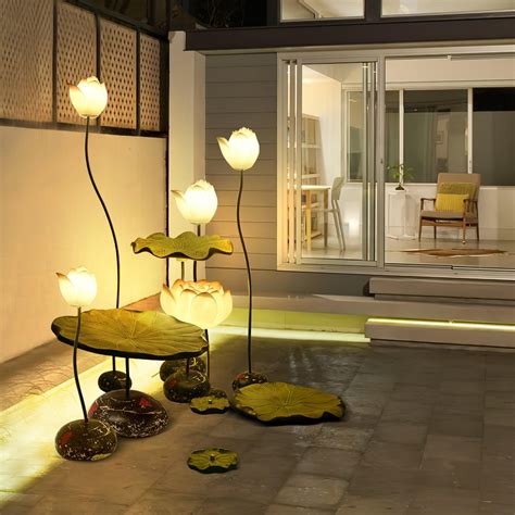 Lotus Floor Lamp – Vakkerlight