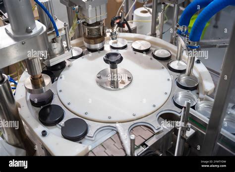 Manufacturing Beauty Products 的图像结果