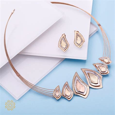 Buy New age Rose Gold Necklace Set Online | New age Rose Gold Necklace ...